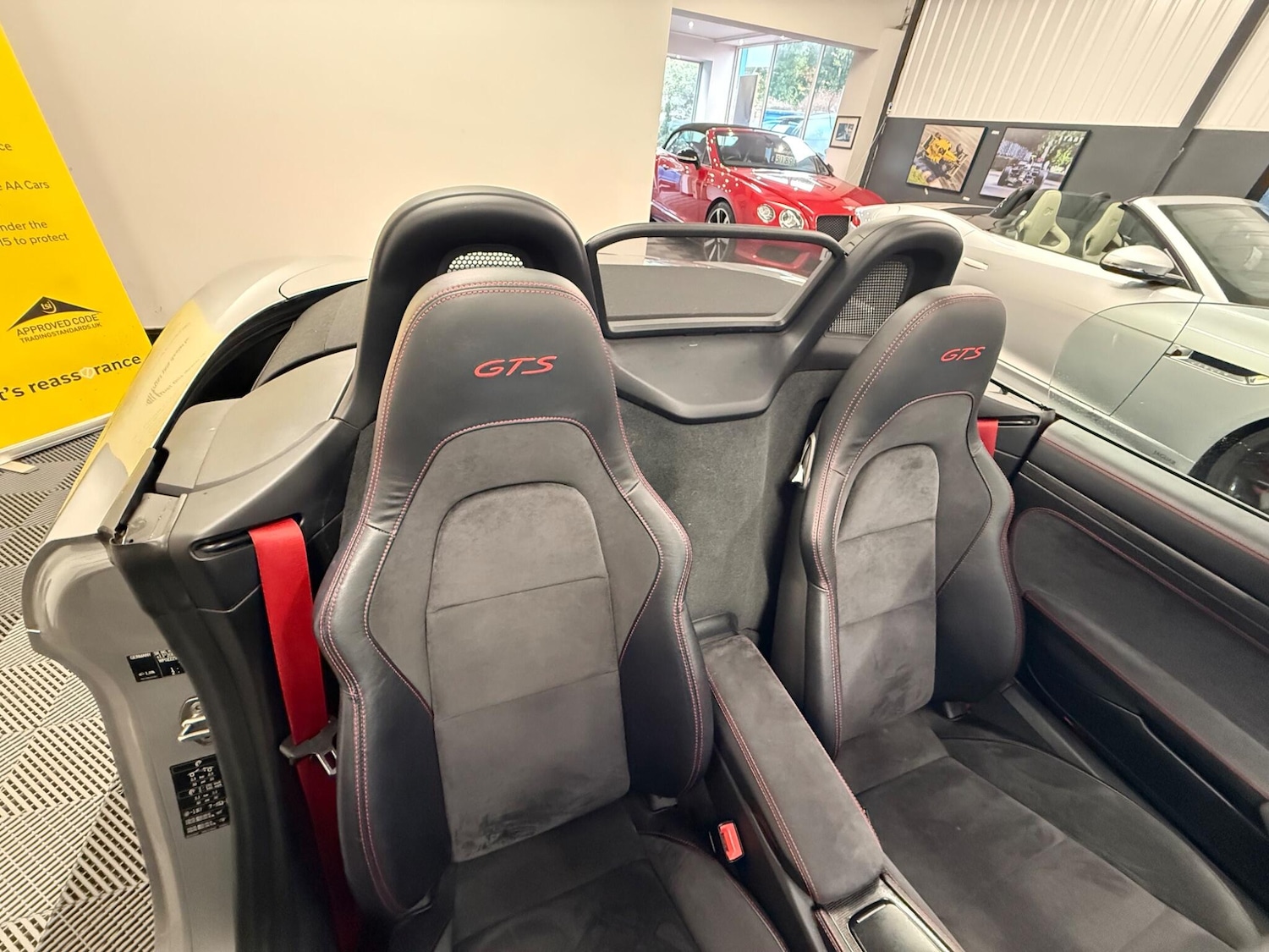 Used Porsche 718 Boxster 2018 for sale - 73417421: Photo 33