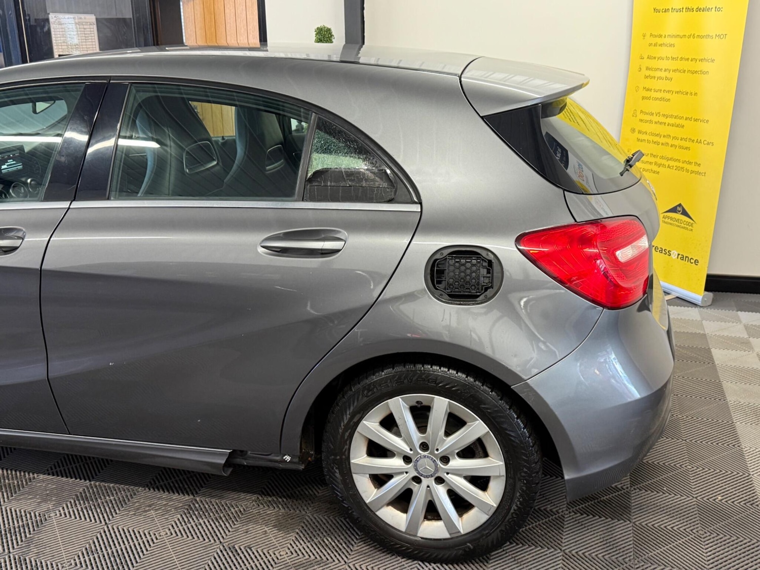 Used Mercedes-Benz A-Class 2015 for sale - 77559951: Photo 12