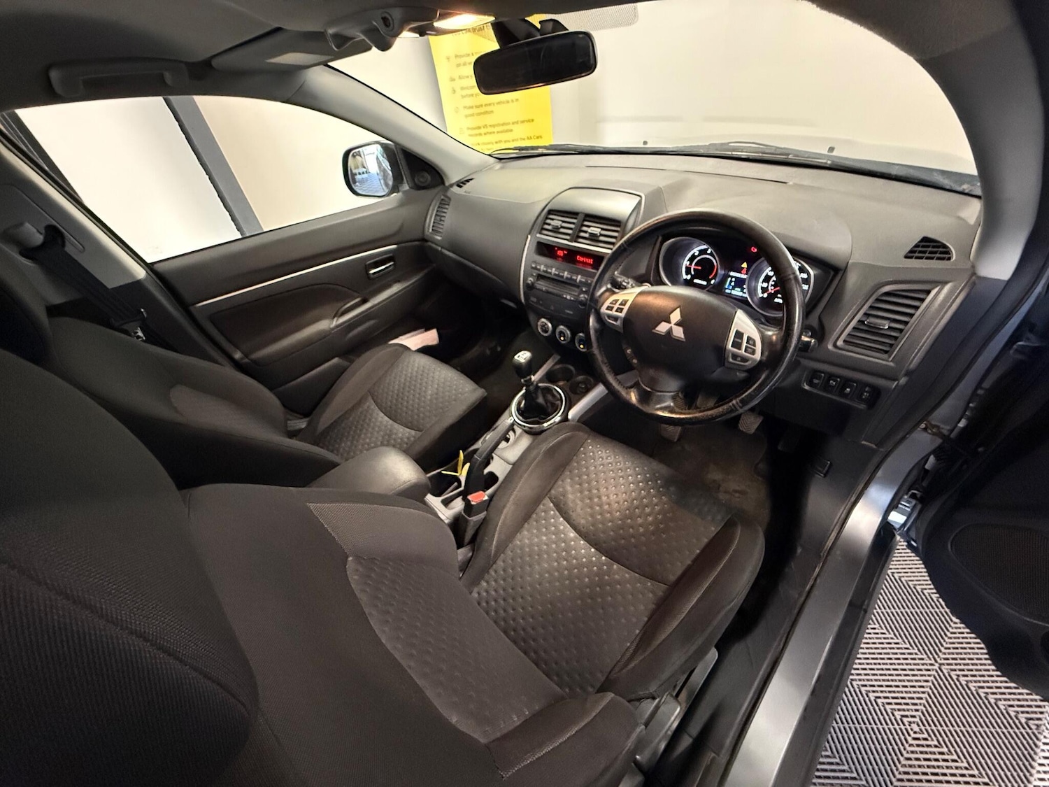 Used Mitsubishi ASX 2010 for sale - 75378369: Photo 4