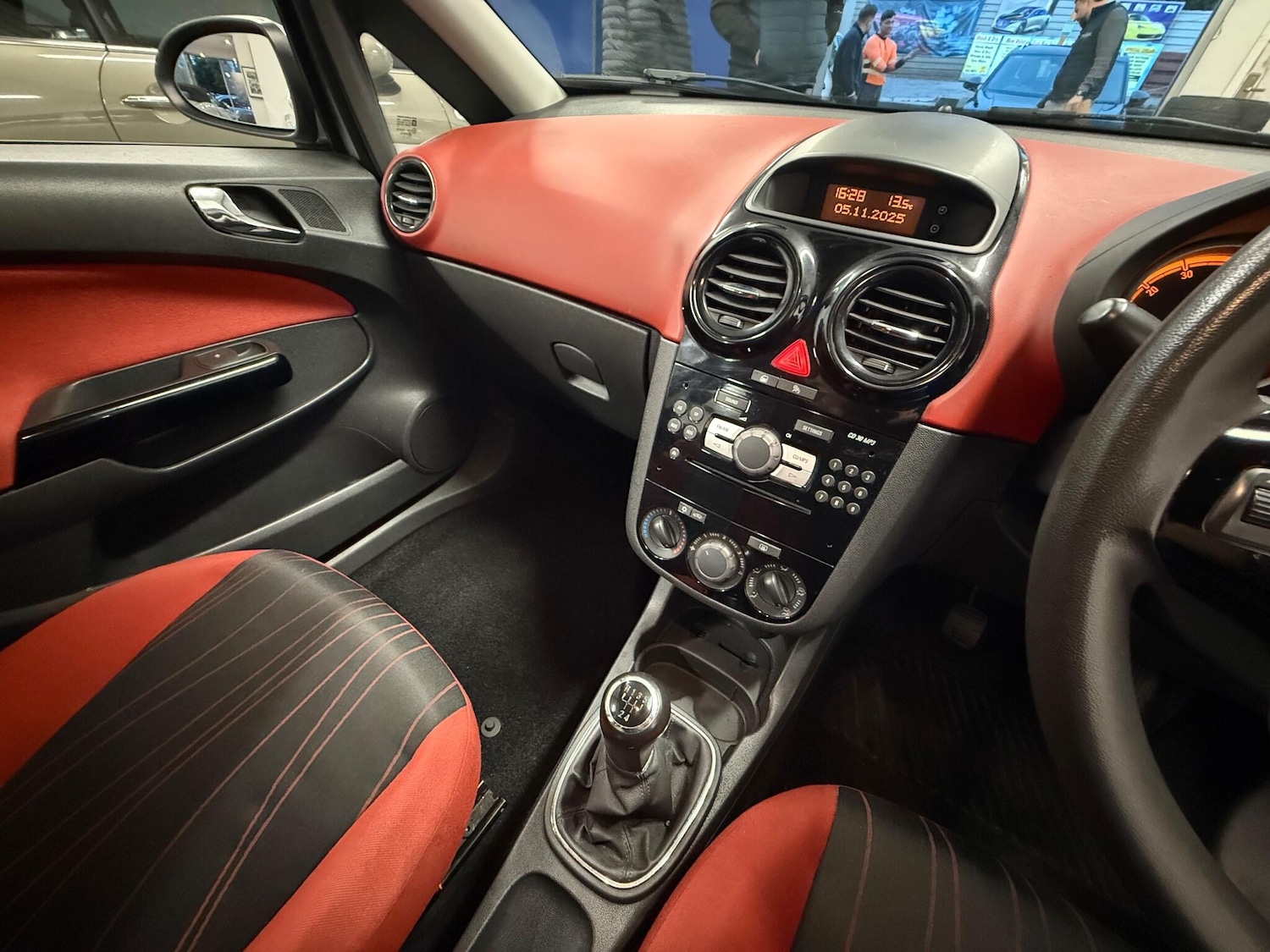 Used Vauxhall Corsa 2007 for sale - 76485047: Photo 12