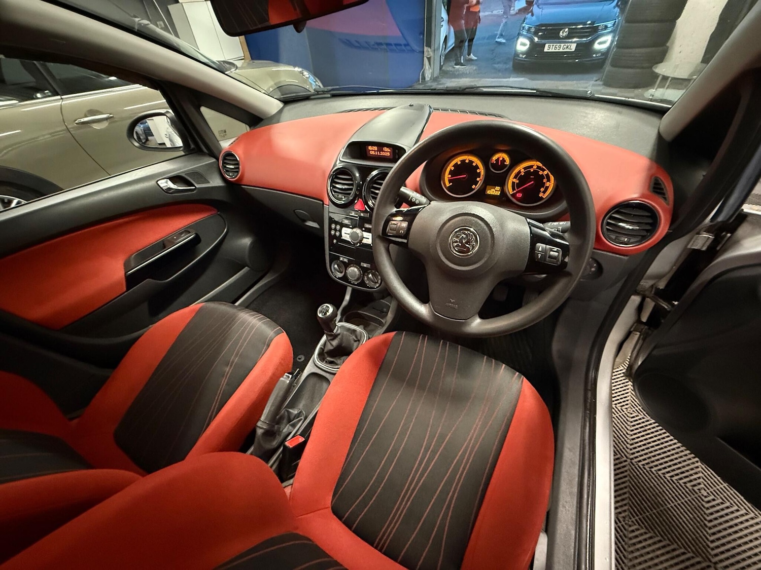 Used Vauxhall Corsa 2007 for sale - 76485047: Photo 5