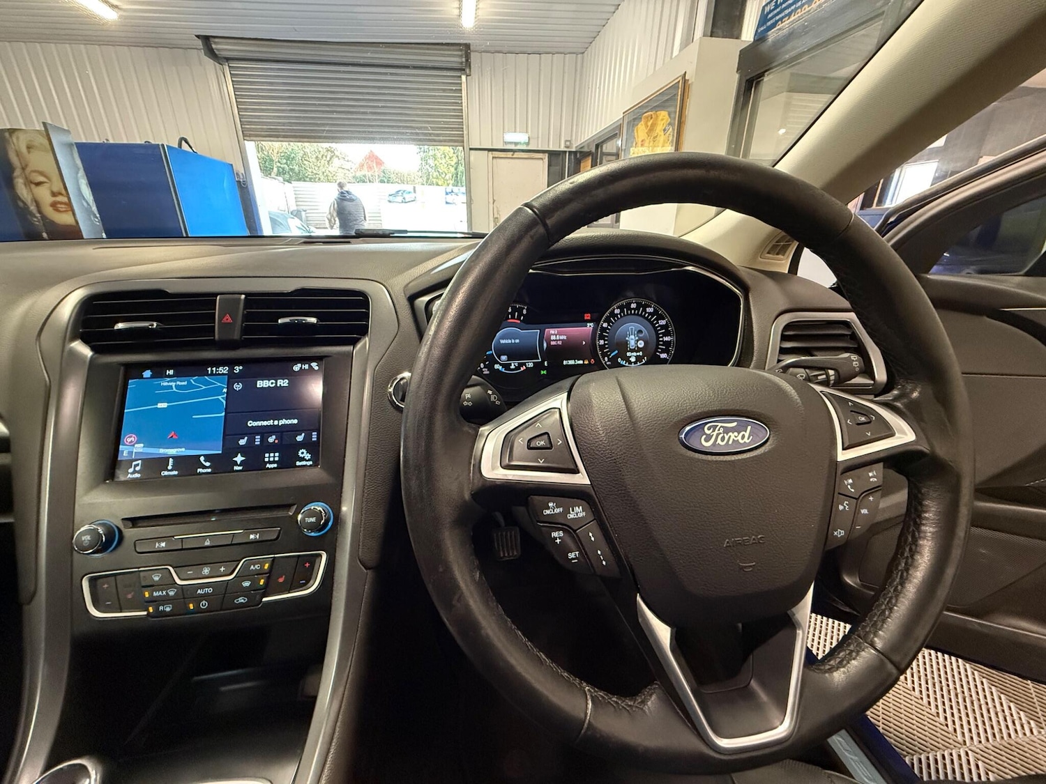 Used Ford Mondeo 2016 for sale - 77230378: Photo 23