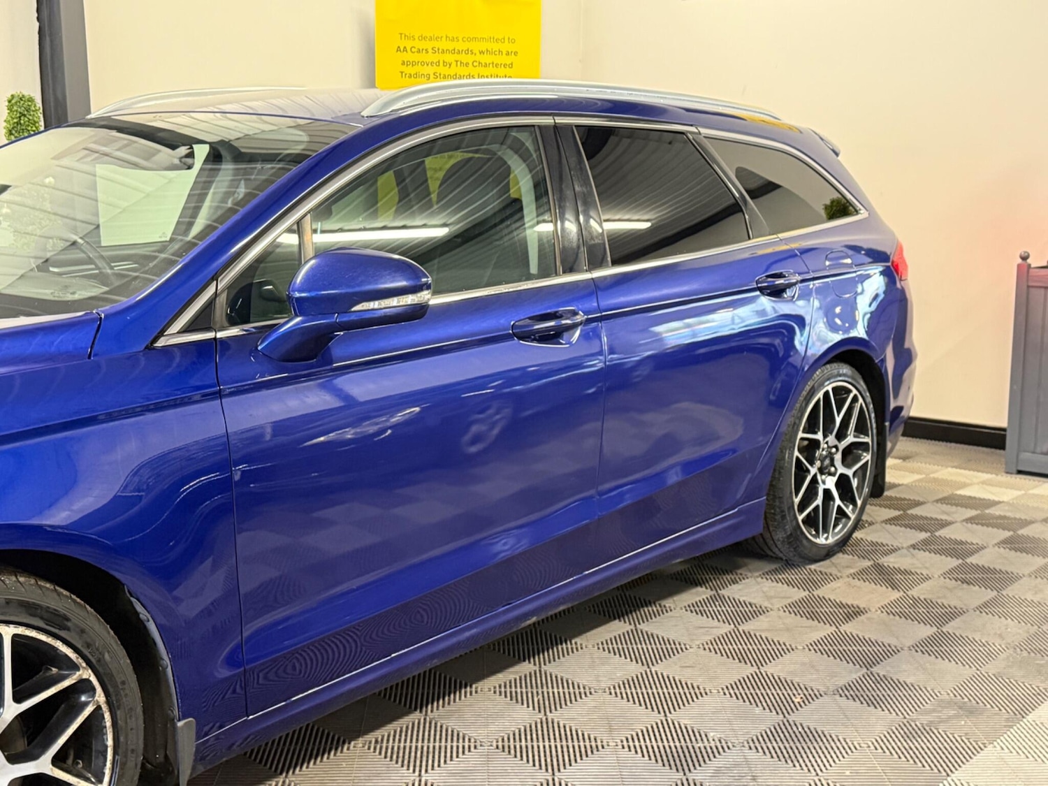 Used Ford Mondeo 2016 for sale - 77230378: Photo 8