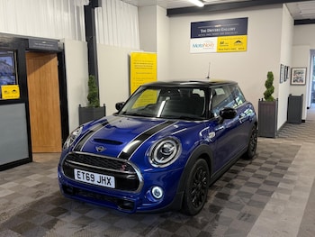 Used MINI Hatch 2019 for sale - 78047855: Photo