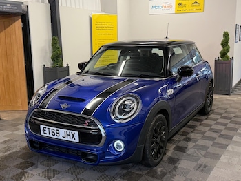 Used MINI Hatch 2019 for sale - 78047855: Photo