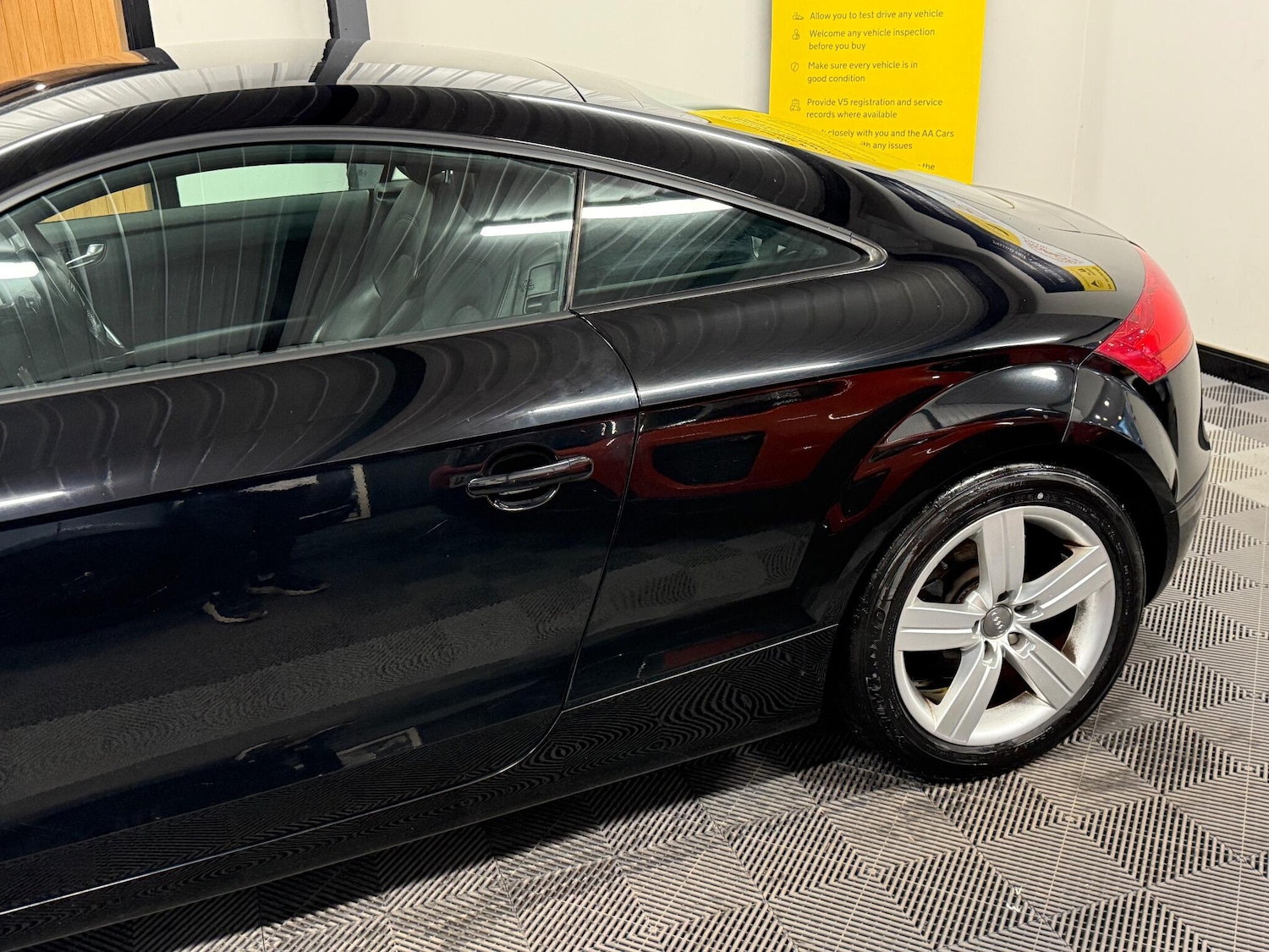 Used Audi TT 2006 for sale - 76457844: Photo 17