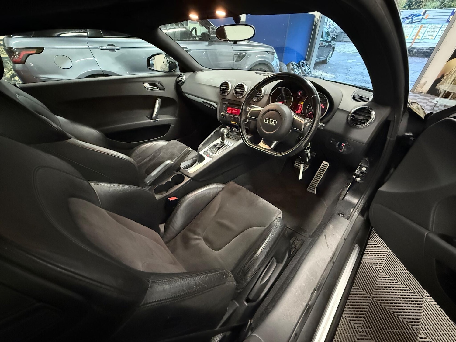 Used Audi TT 2006 for sale - 76457844: Photo 6