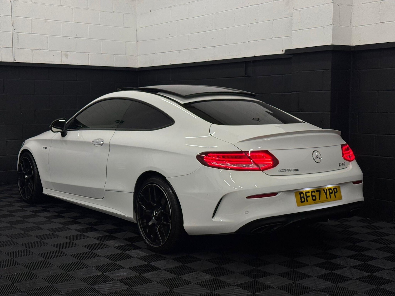 Used Mercedes-Benz C Class 2017 for sale - 77523907: Photo 2