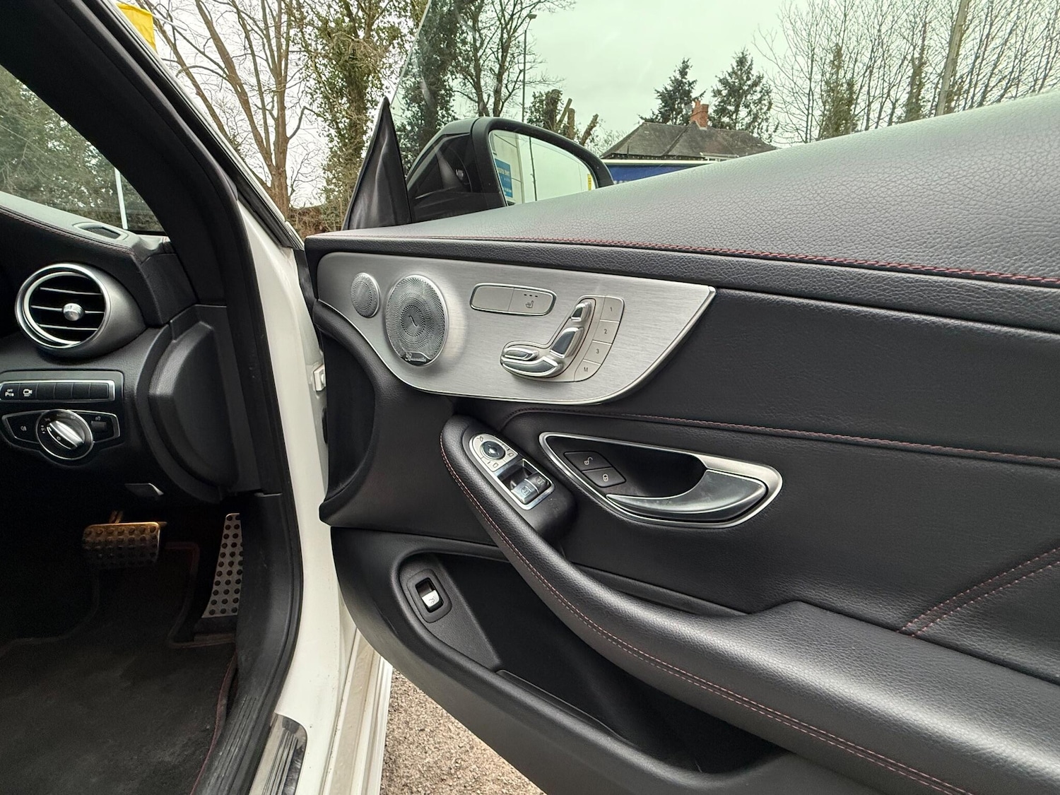 Used Mercedes-Benz C Class 2017 for sale - 77523907: Photo 9