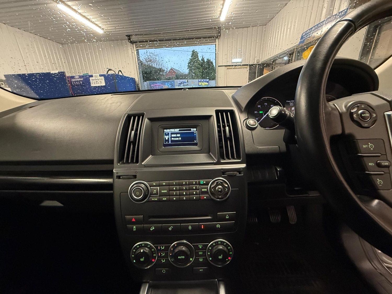 Used Land Rover Freelander 2 for sale - 77853996: Photo 24