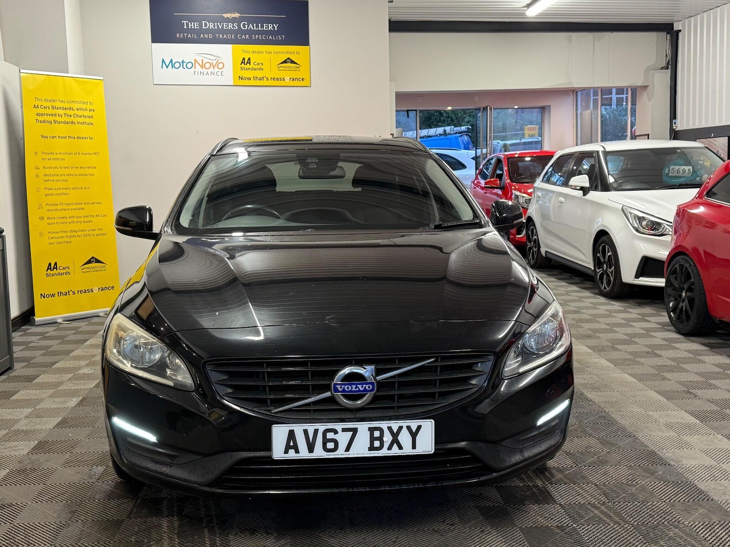 Used Volvo V60 for sale - 78136425: Photo 19