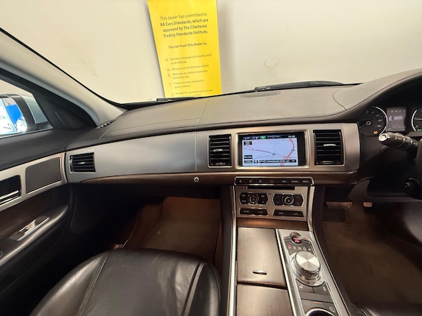 Used Jaguar XF 2013 for sale - 75415276: Photo 10