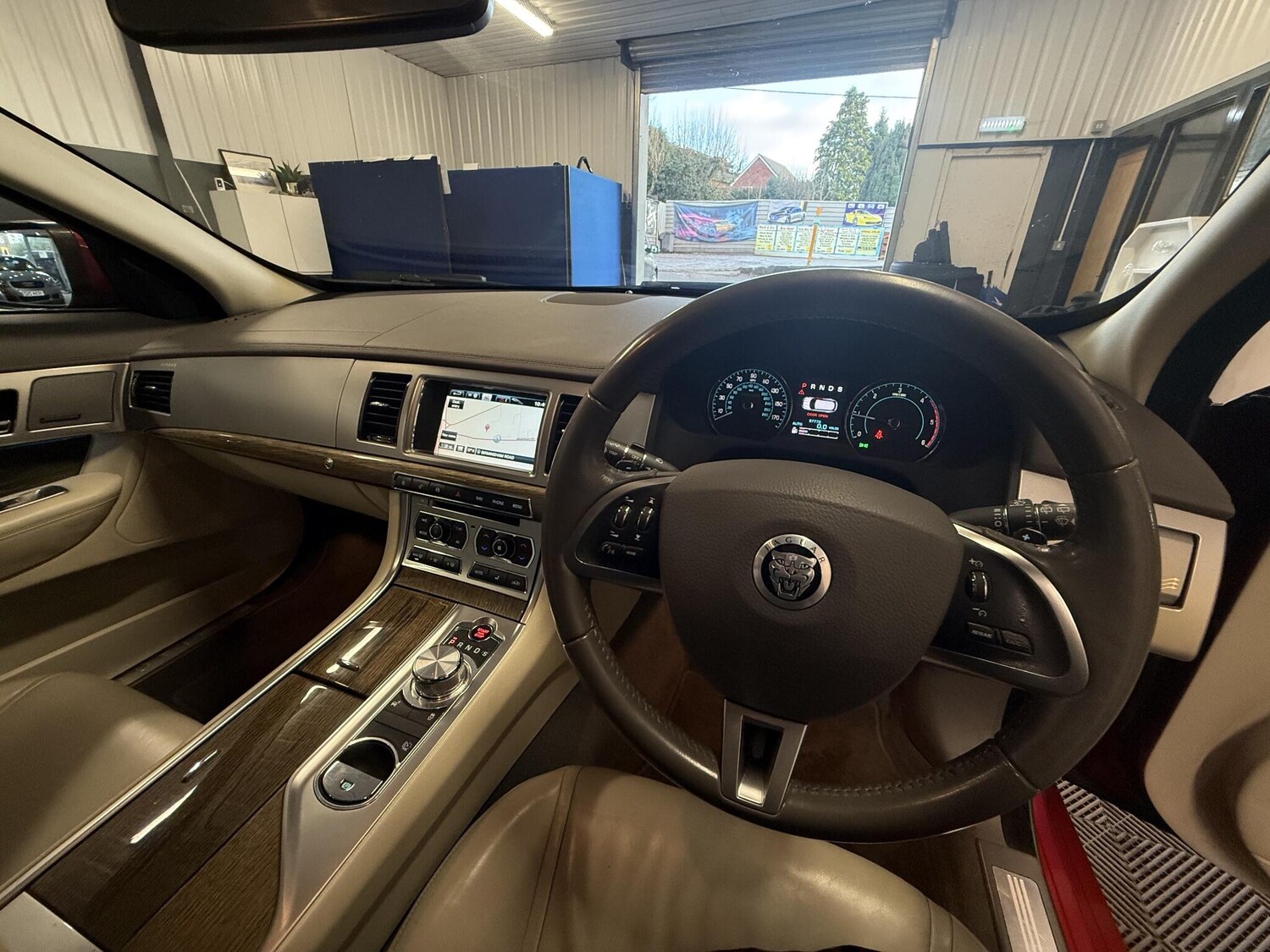 Used Jaguar XF for sale - 77574565: Photo 6