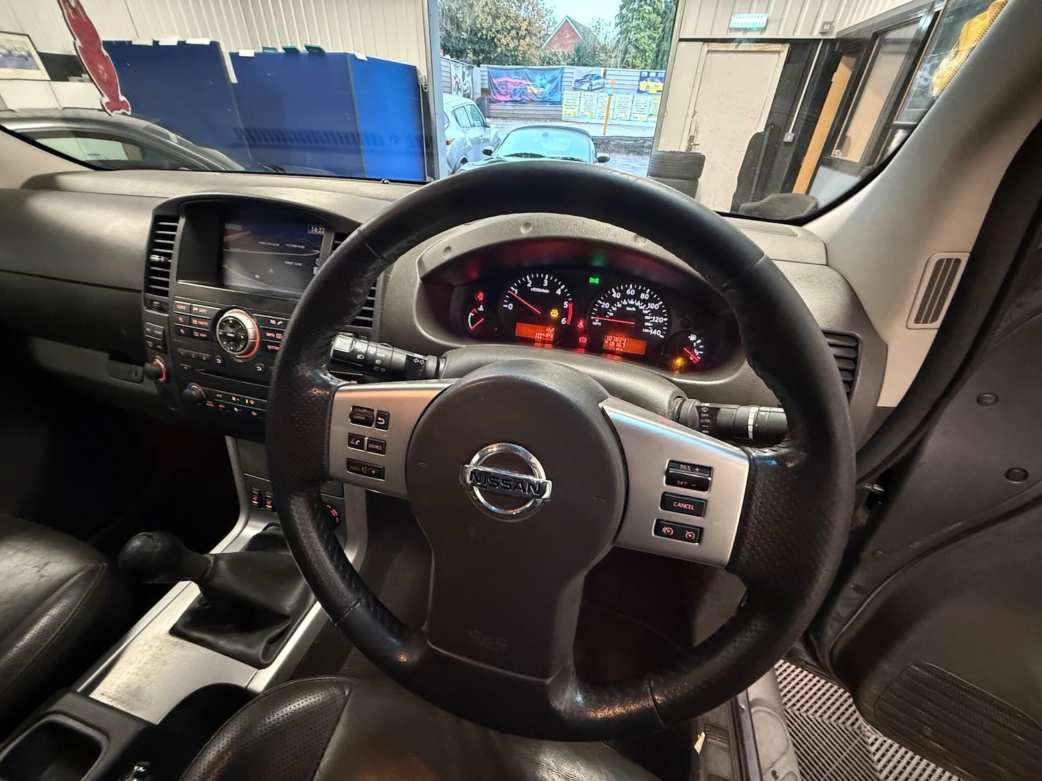 Used Nissan Navara 2012 for sale - 76607821: Photo 10