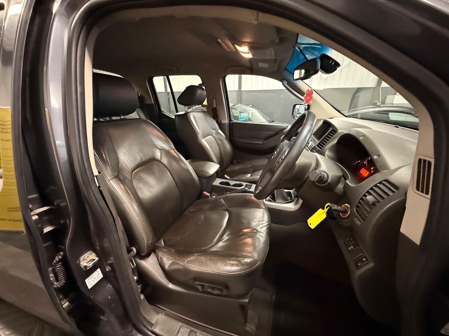 Used Nissan Navara 2012 for sale - 76607821: Photo 7