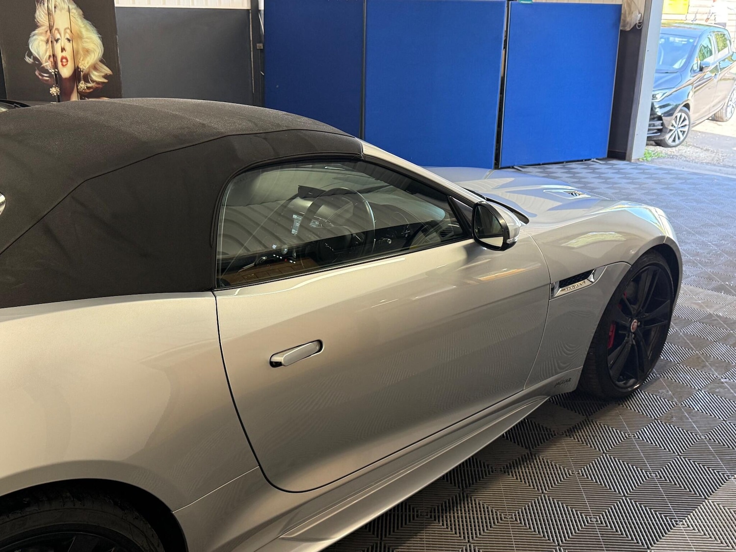 Used Jaguar F-Type 2016 for sale - 77029776: Photo 25