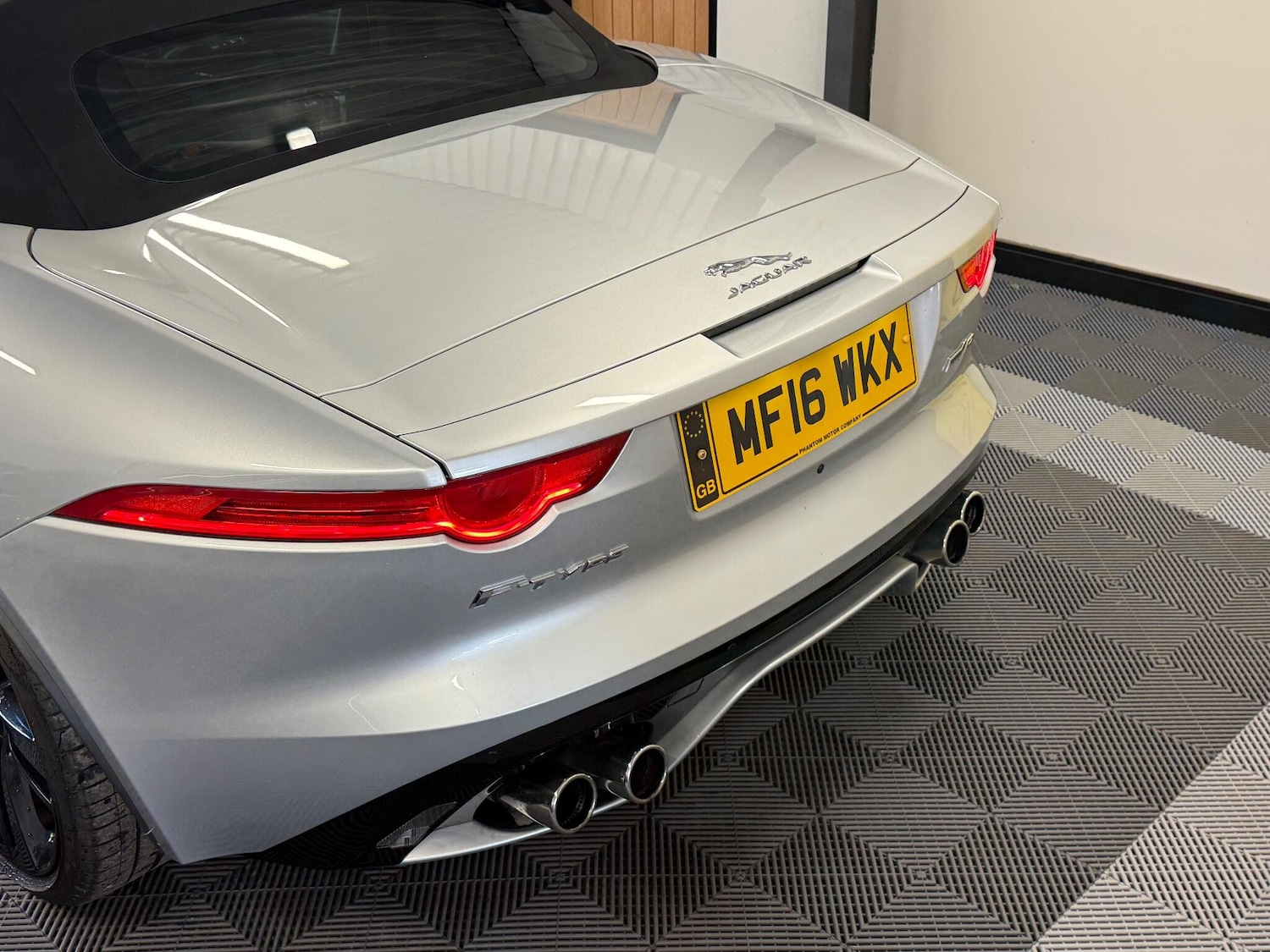 Used Jaguar F-Type 2016 for sale - 77029776: Photo 27