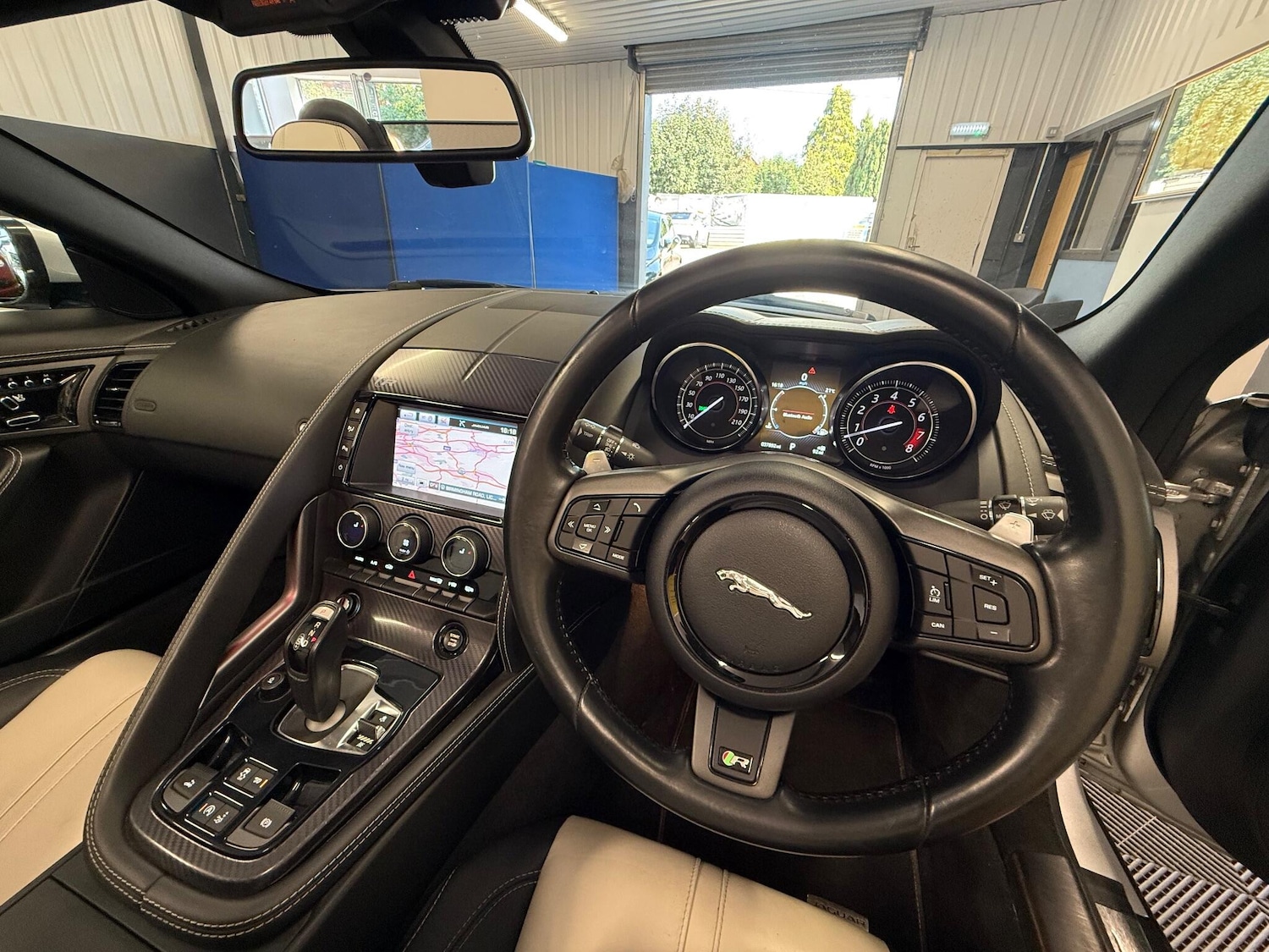 Used Jaguar F-Type 2016 for sale - 77029776: Photo 5