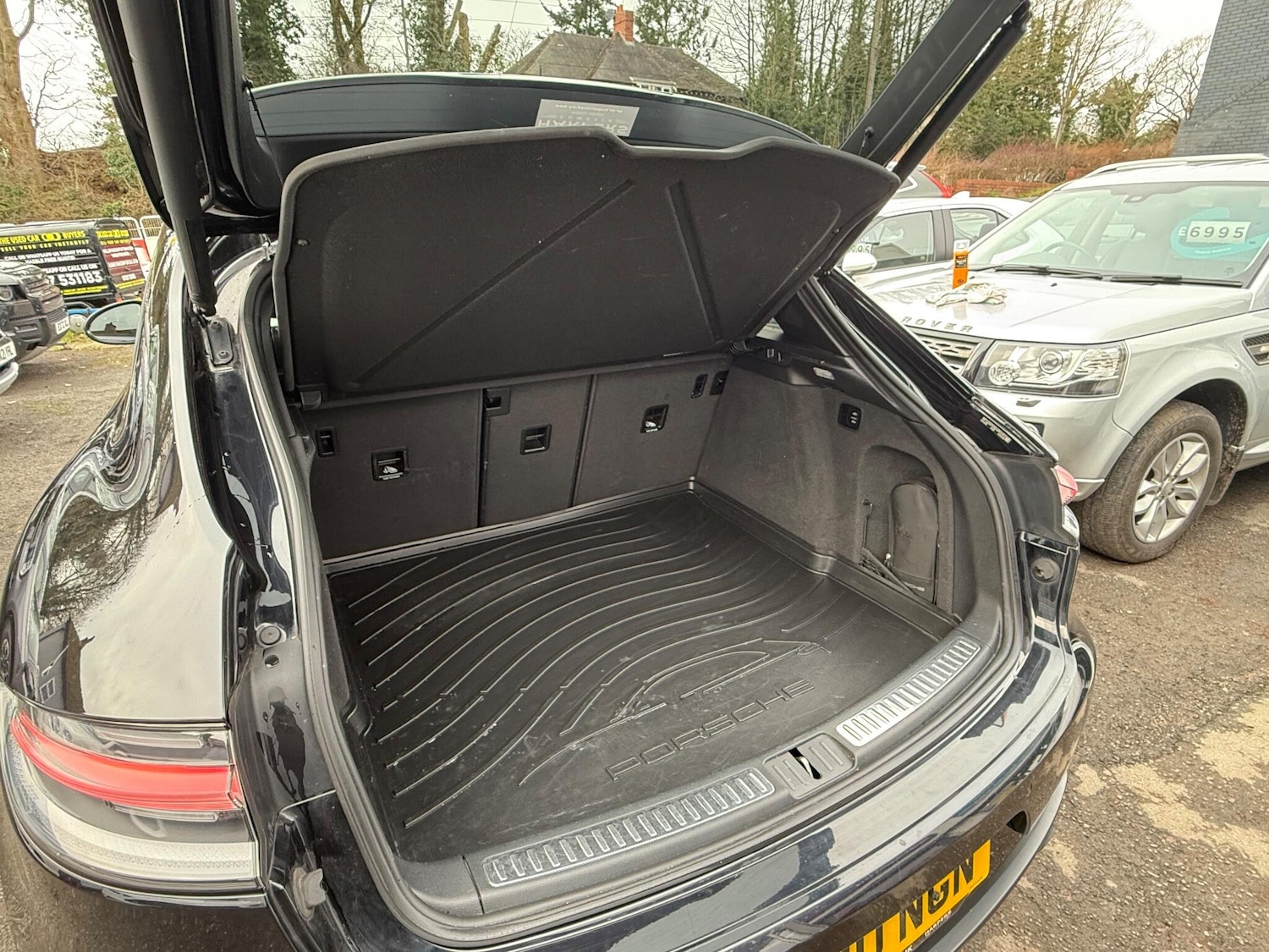 Used Porsche Macan 2020 for sale - 77291704: Photo 17