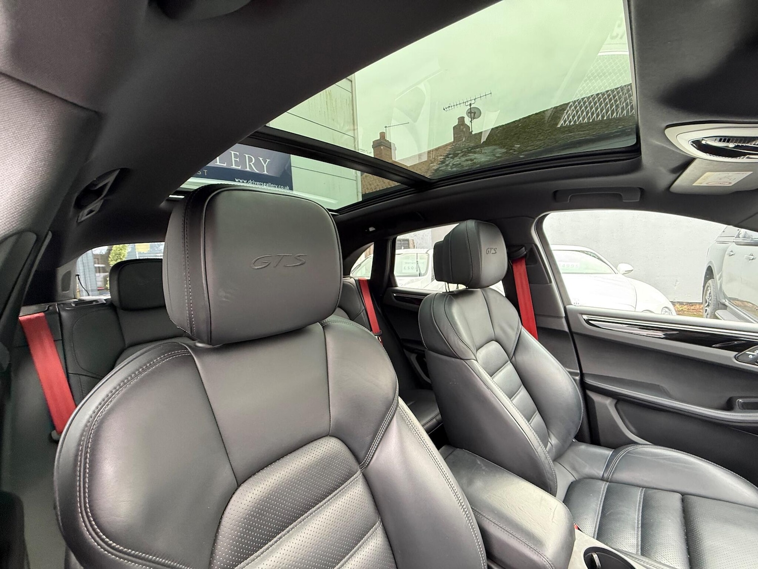 Used Porsche Macan 2020 for sale - 77291704: Photo 7