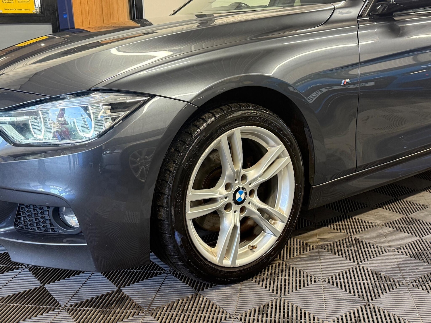 Used BMW 3 Series 2018 for sale - 76866343: Photo 18