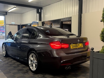 Used BMW 3 Series 2018 for sale - 76866343: Photo