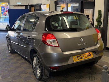 Used Renault Clio 2012 for sale - 78319078: Photo
