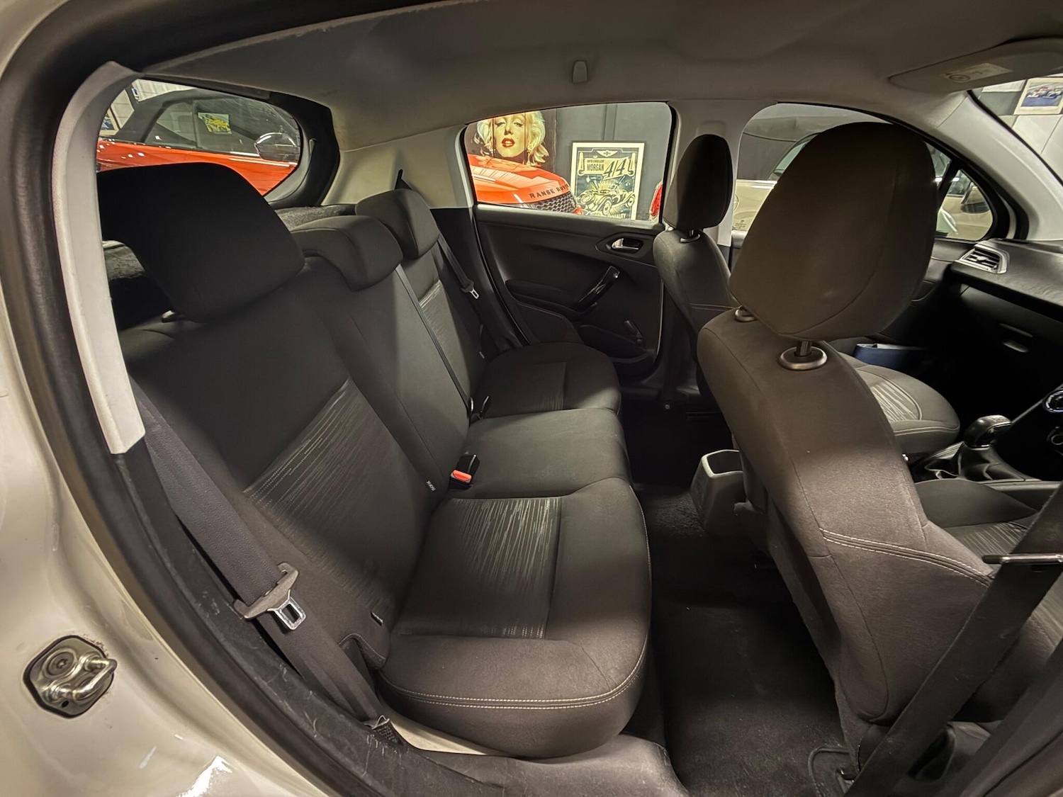 Used Peugeot 208 2015 for sale - 76485899: Photo 11