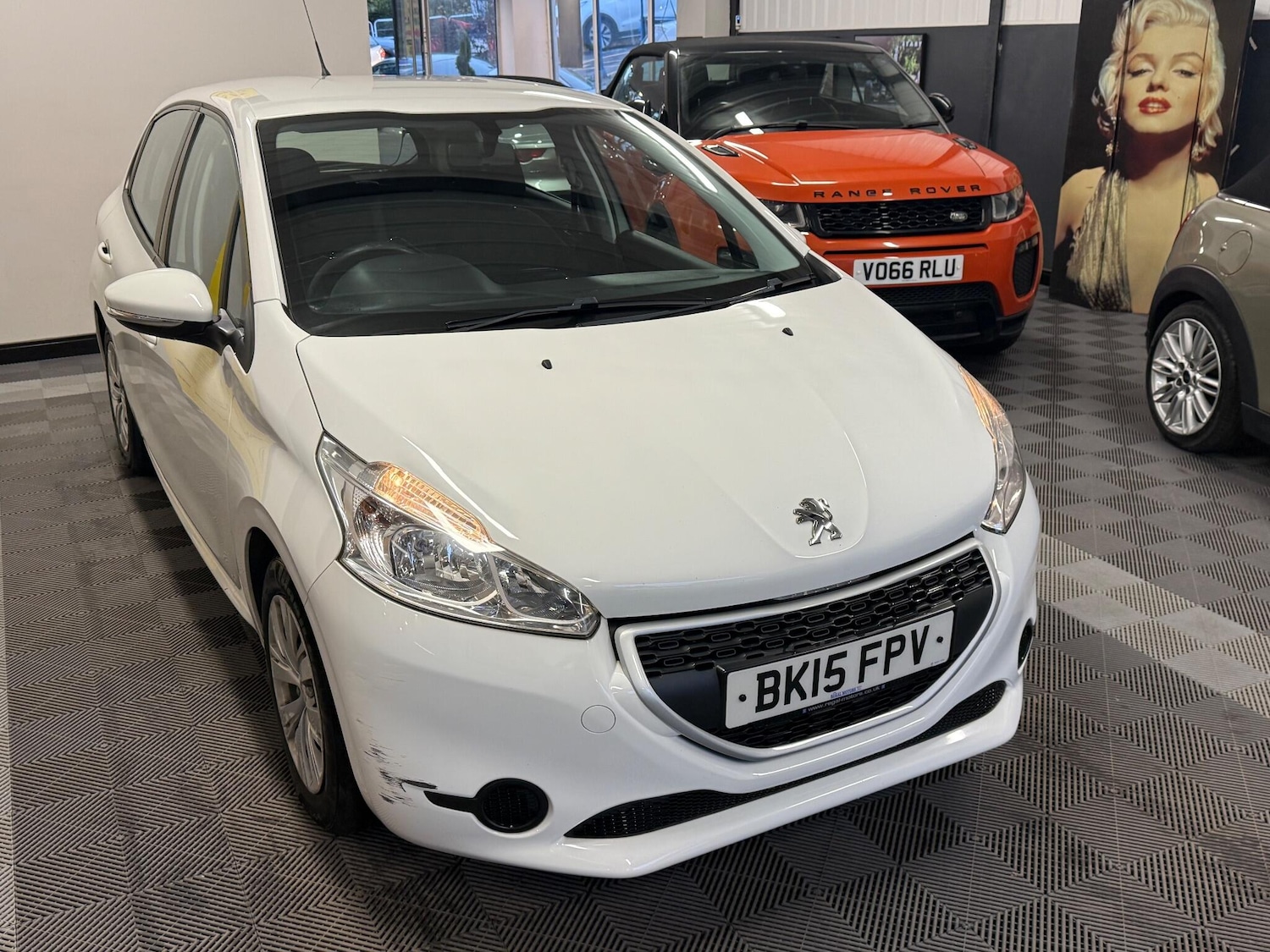Used Peugeot 208 2015 for sale - 76485899: Photo 18