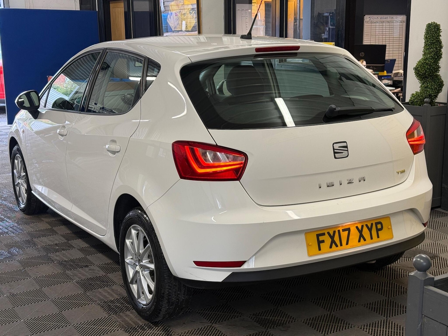 Used SEAT Ibiza 2017 for sale - 78184522: Photo 3