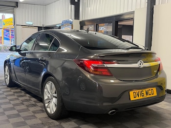 Used Vauxhall Insignia 2016 for sale - 76424025: Photo