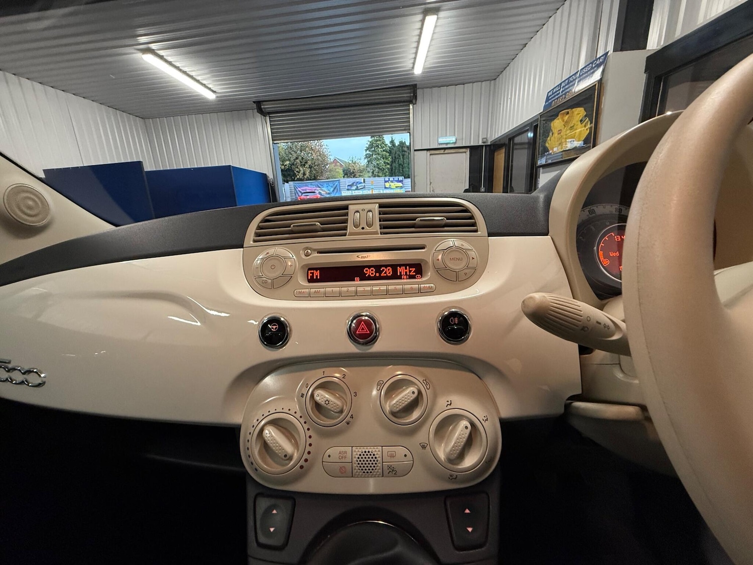 Used Fiat 500 2015 for sale - 76485896: Photo 25