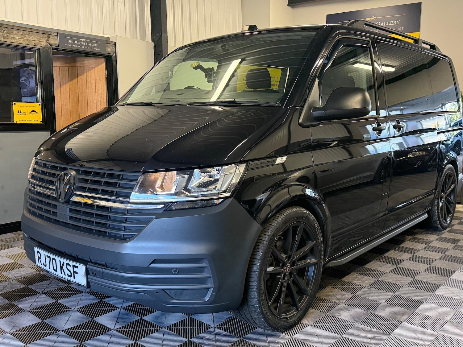 Used Volkswagen Transporter Shuttle 2020 for sale - 77550034: Photo 20