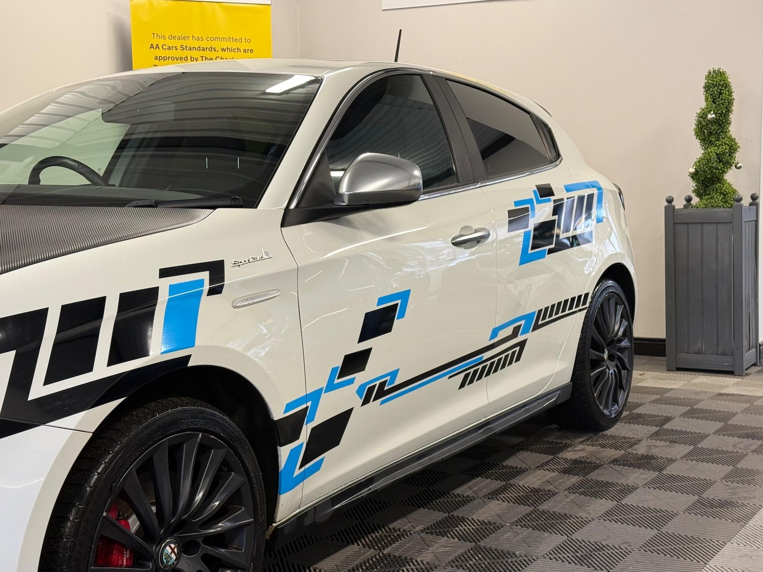 Used Alfa Romeo Giulietta 2013 for sale - 76850173: Photo 10