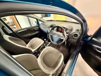 Used Fiat Punto 2012 for sale - 74618537: Photo