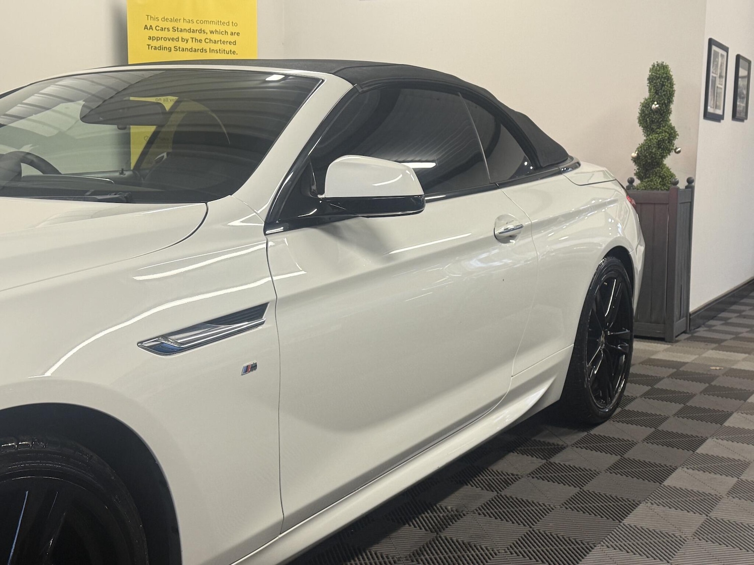 Used BMW 6 Series 2013 for sale - 77410929: Photo 25