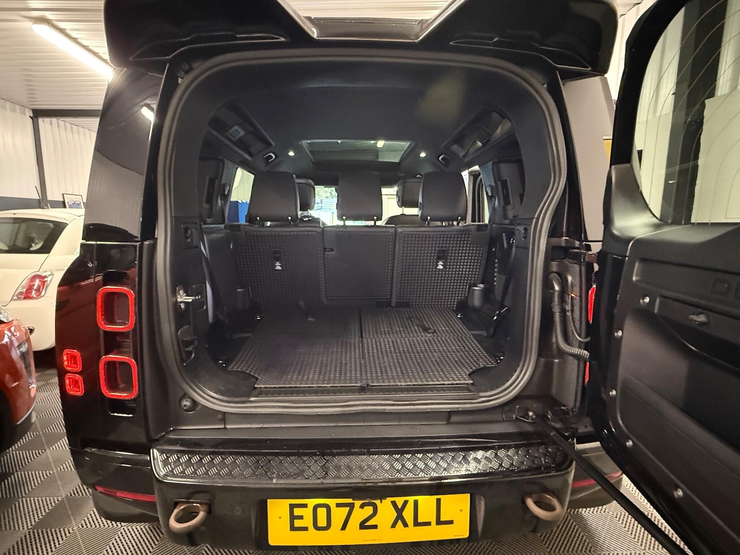 Used Land Rover Defender 2022 for sale - 76645655: Photo 14