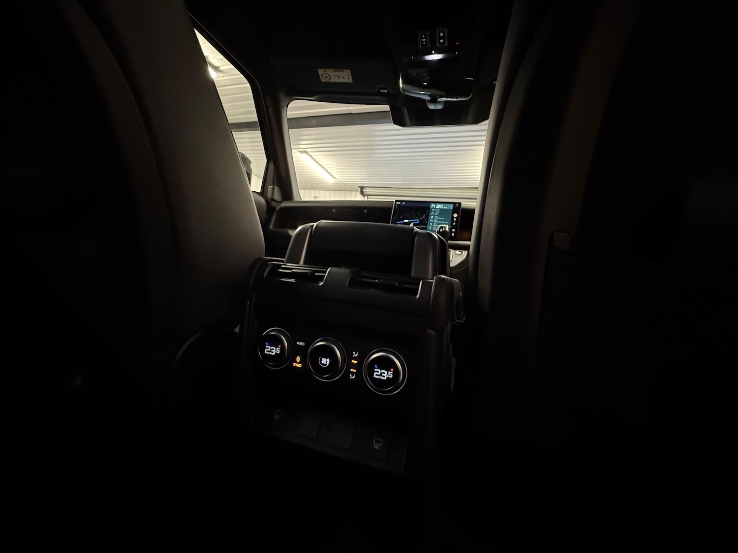 Used Land Rover Defender 2022 for sale - 76645655: Photo 18