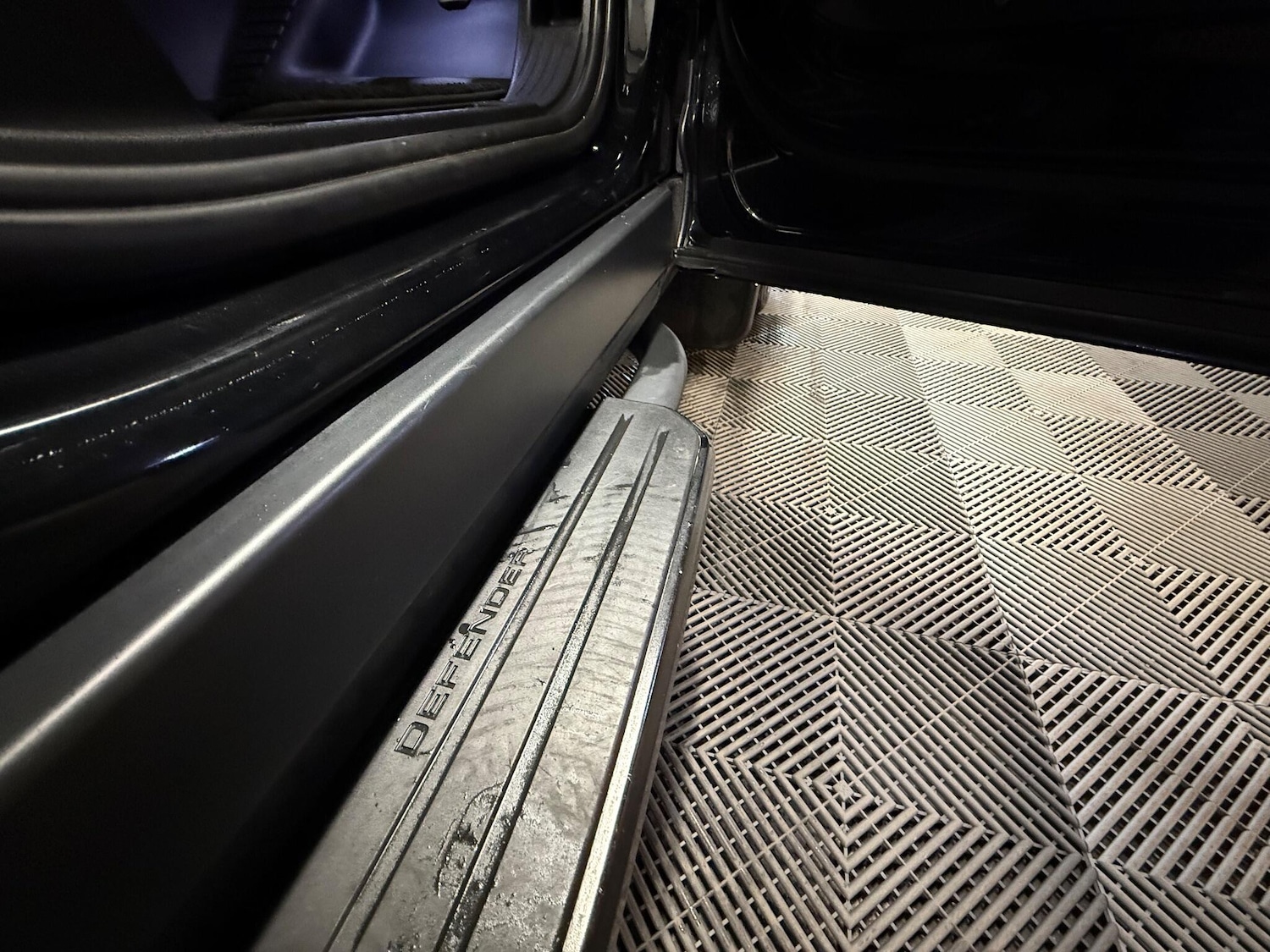 Used Land Rover Defender 2022 for sale - 76645655: Photo 25