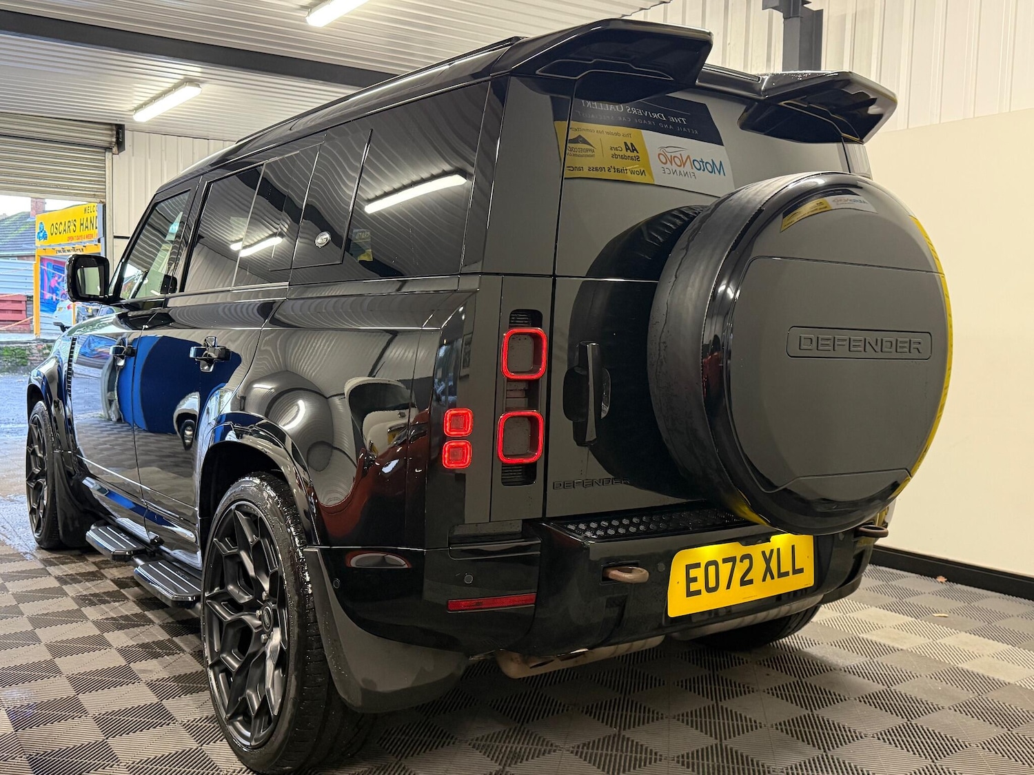 Used Land Rover Defender 2022 for sale - 76645655: Photo 3