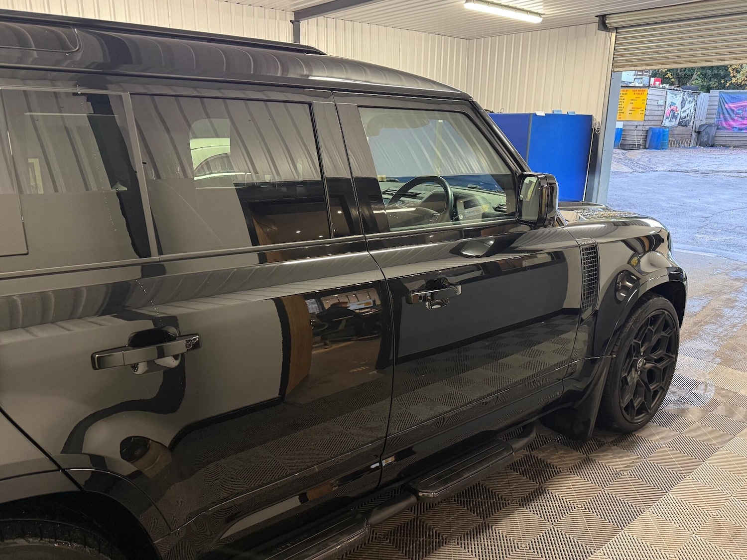 Used Land Rover Defender 2022 for sale - 76645655: Photo 30