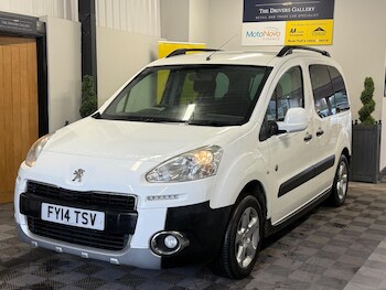Used Peugeot Partner Tepee 2014 for sale - 77279956: Photo