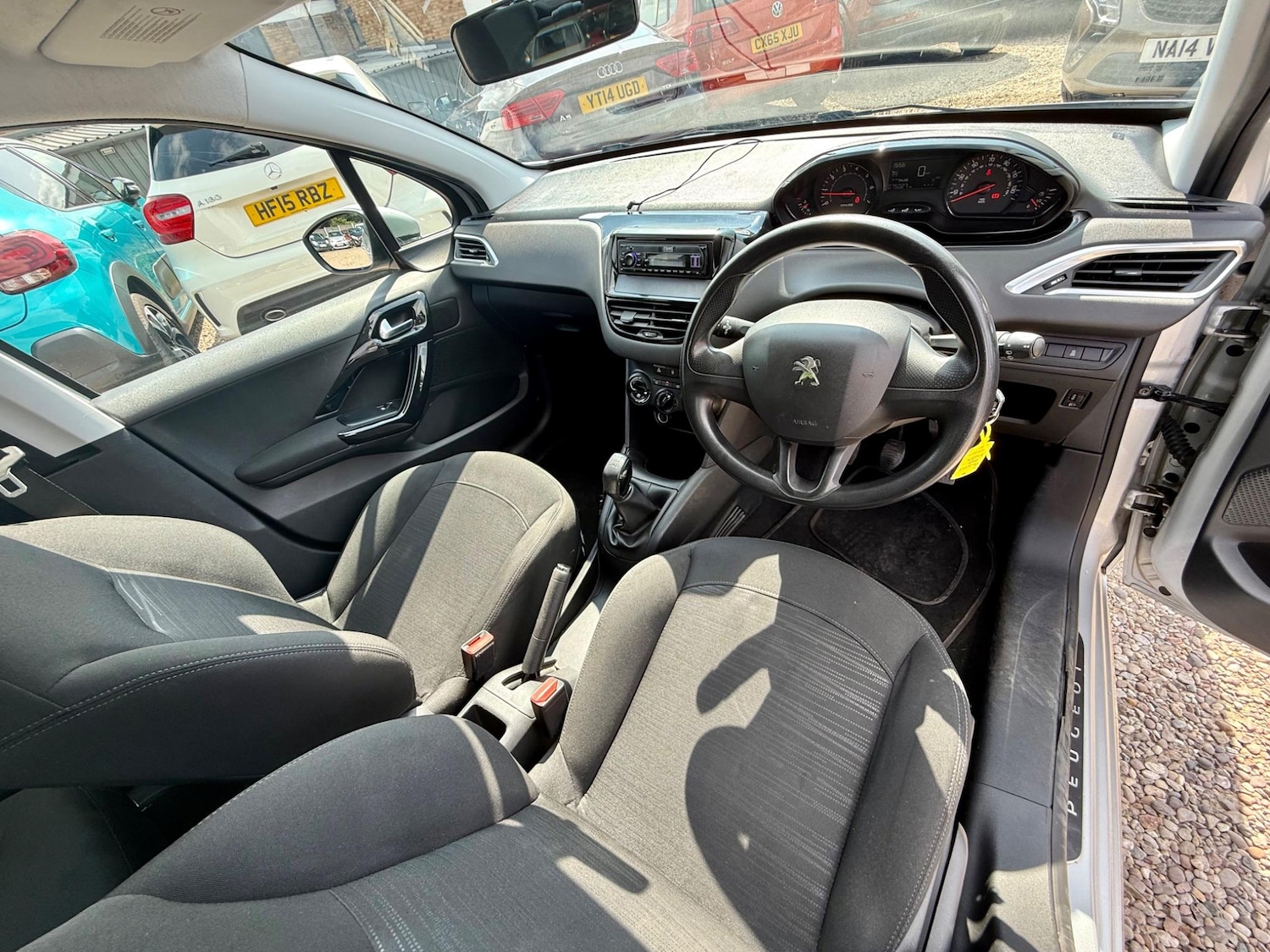 Used Peugeot 208 2013 for sale - 77191980: Photo 16