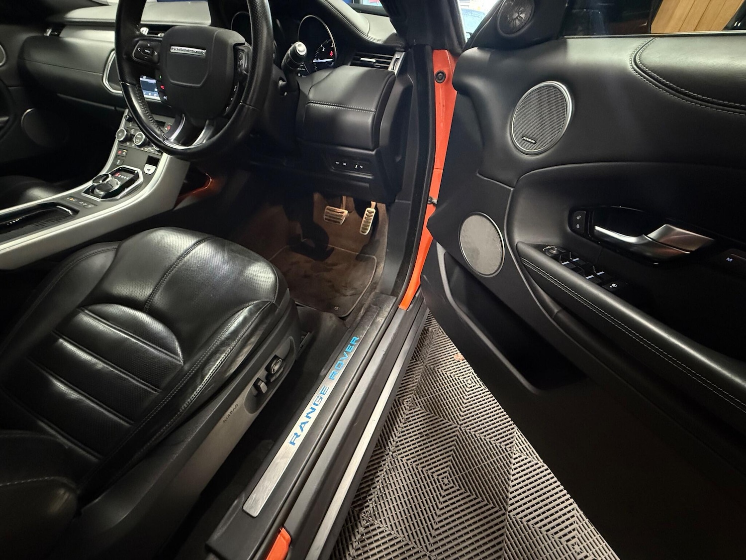 Used Land Rover Range Rover Evoque 2016 for sale - 76371615: Photo 24