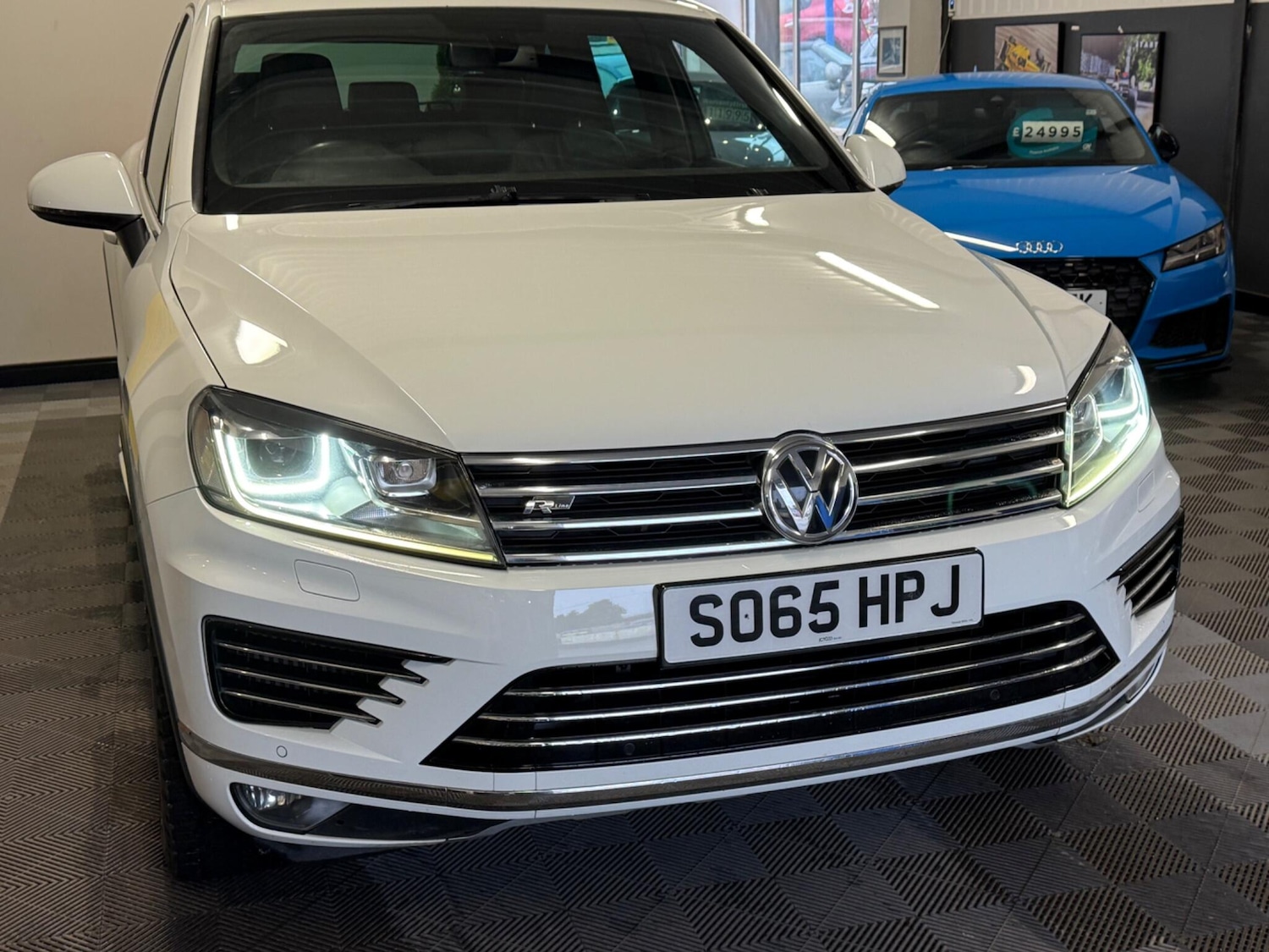 Used Volkswagen Touareg 2015 for sale - 76926465: Photo 10