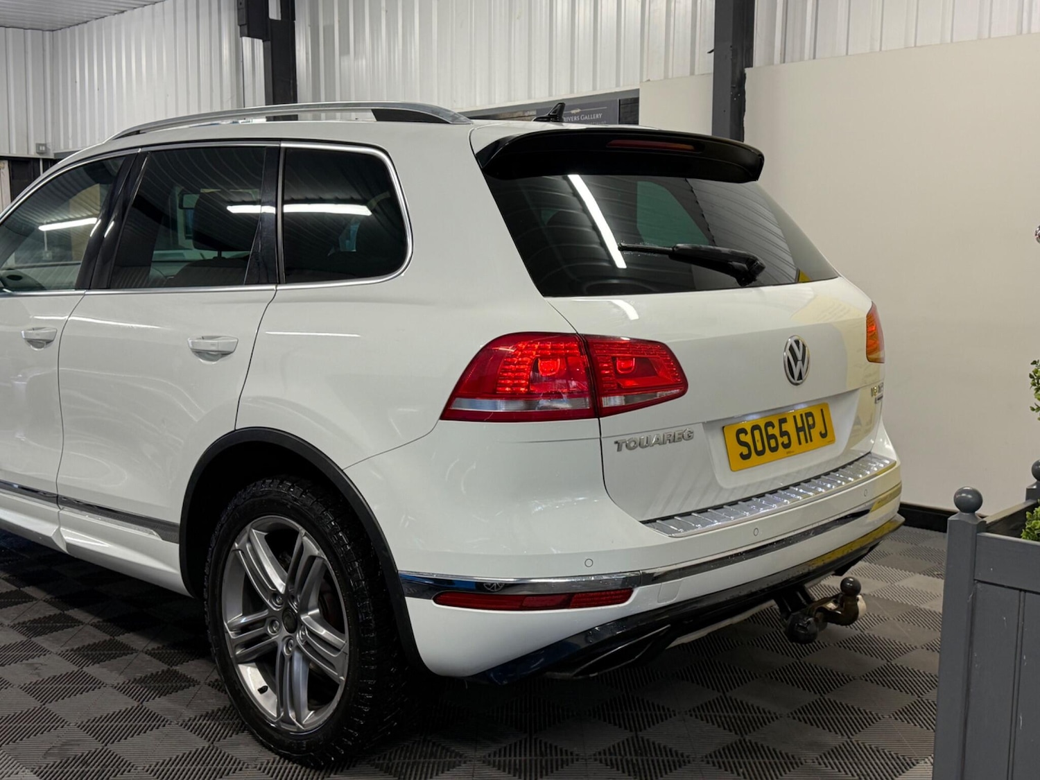 Used Volkswagen Touareg 2015 for sale - 76926465: Photo 12