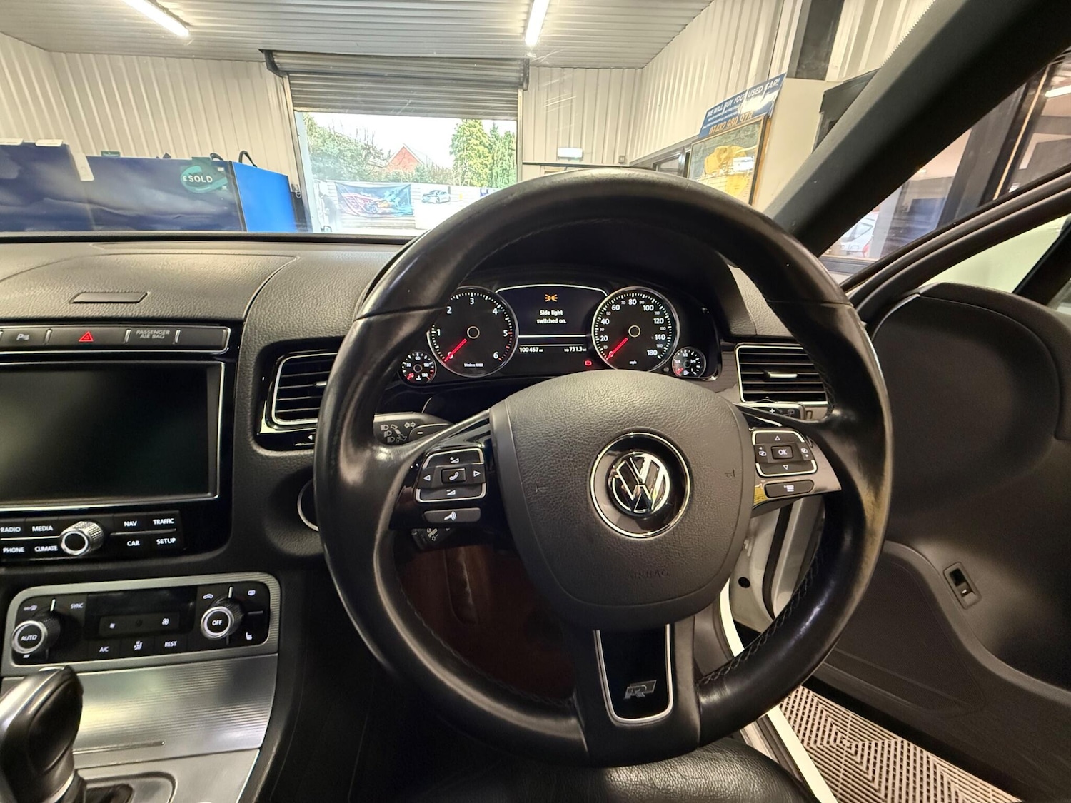 Used Volkswagen Touareg 2015 for sale - 76926465: Photo 26