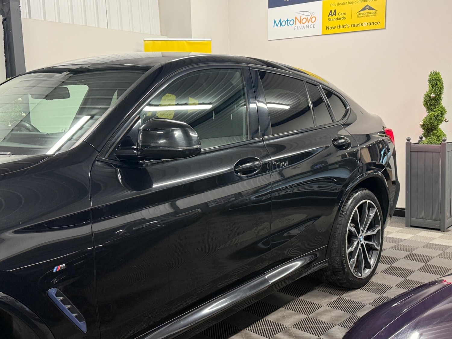 Used BMW X4 2019 for sale - 76765625: Photo 9