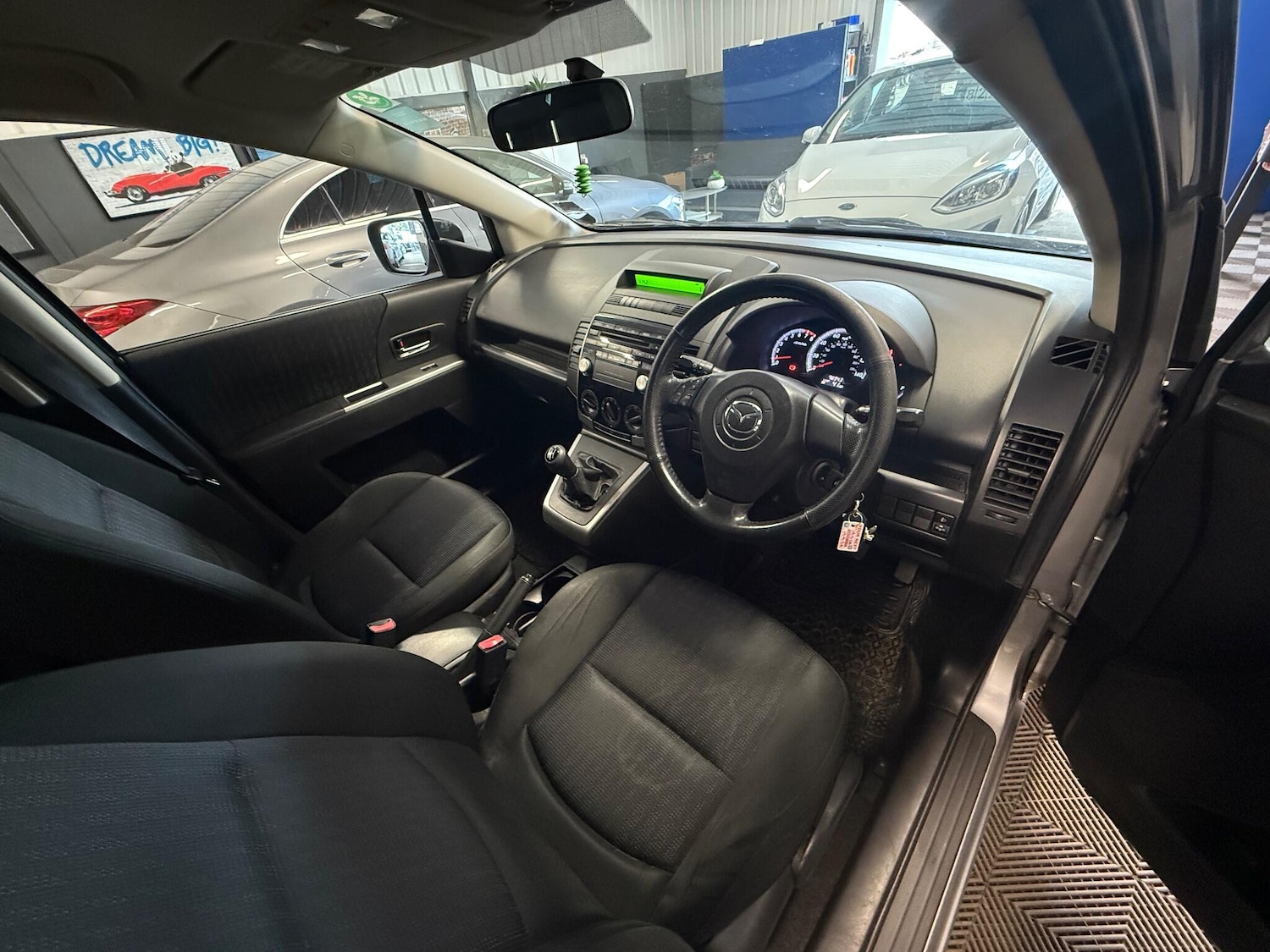 Used Mazda Mazda5 for sale - 78115390: Photo 4