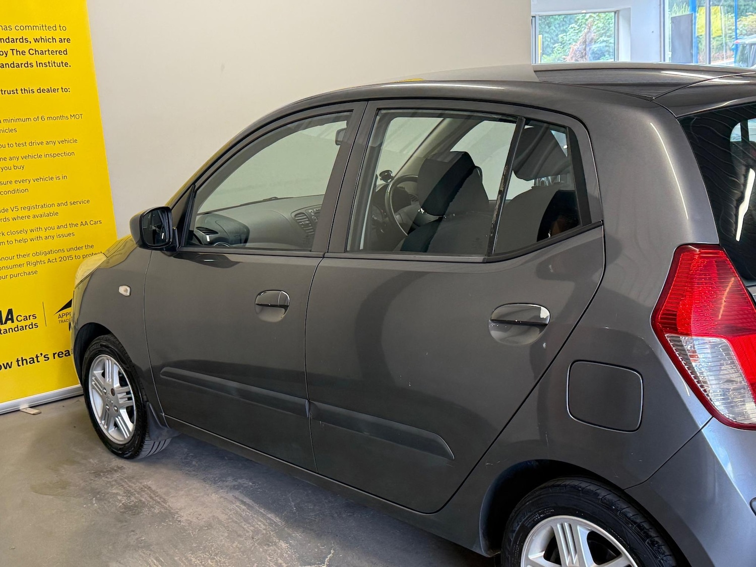 Used Hyundai i10 2009 for sale - 76645529: Photo 15